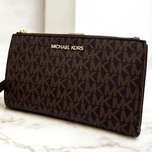 Michael Kors Large Jet Set Travel Double Zip Wallet Brown Signature
